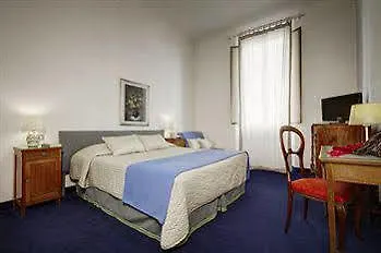 Il Poeta Dante 3* Florence